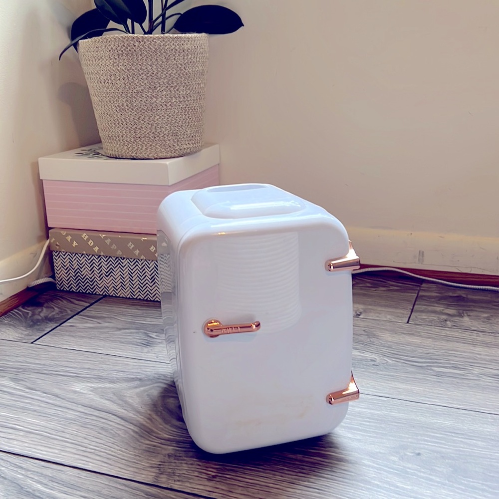 Flawless Beauty Fridge
